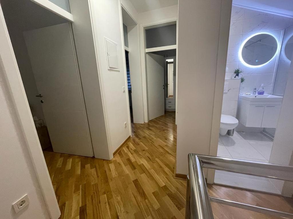 Villa Tamara With Garden And River View - Free Private Parking - Garage Mostar Bagian luar foto