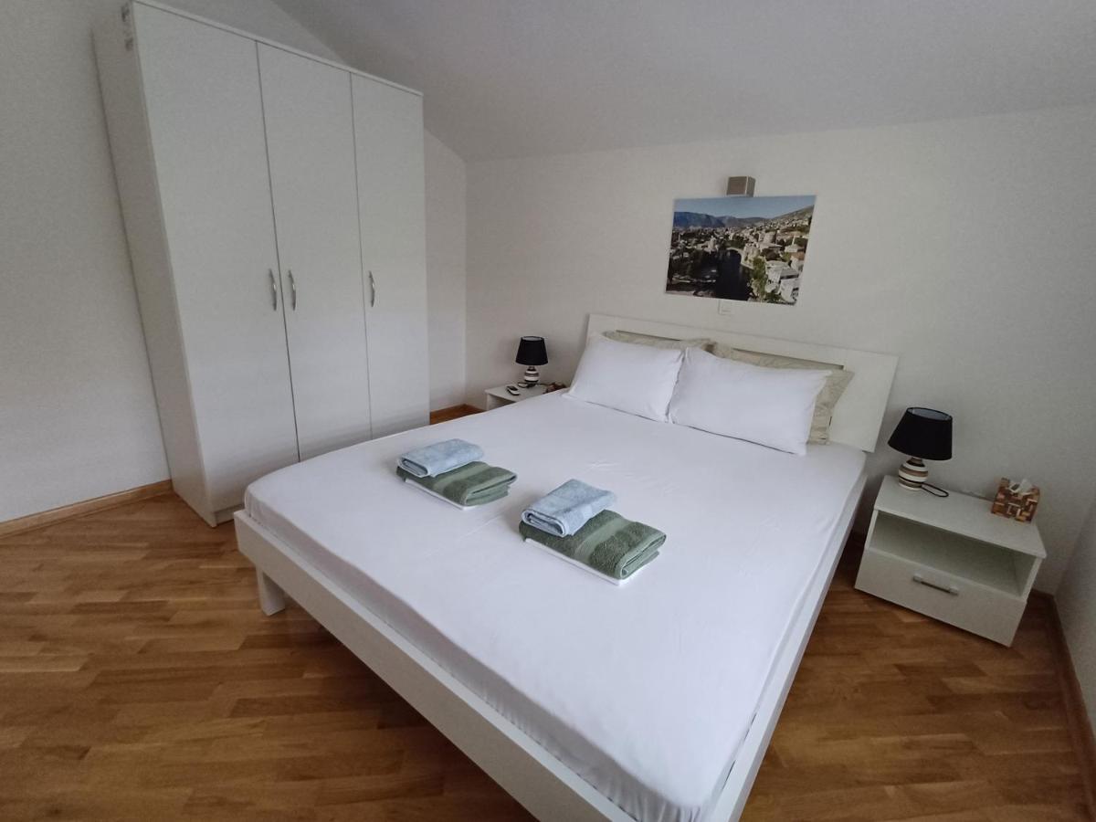 Villa Tamara With Garden And River View - Free Private Parking - Garage Mostar Bagian luar foto